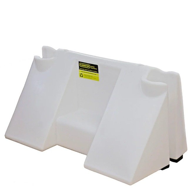FloodStop flood defense barrier system self-filled